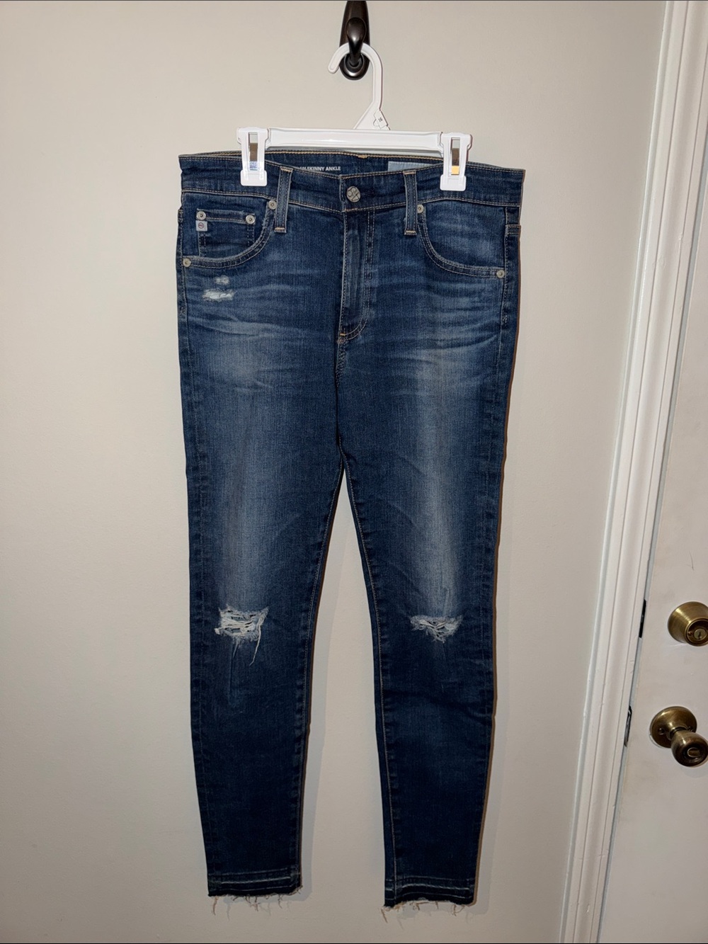 AG Adriano Goldschmied Dark Blue Distressed Women’s Skinny Jeans